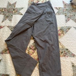 Athleta pull on trekking pants